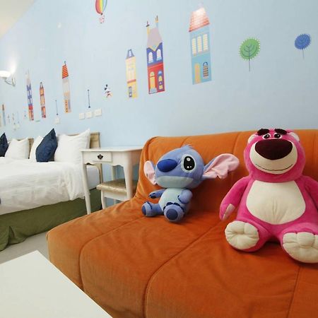 Vitality House Bed and Breakfast Luodong Exteriör bild