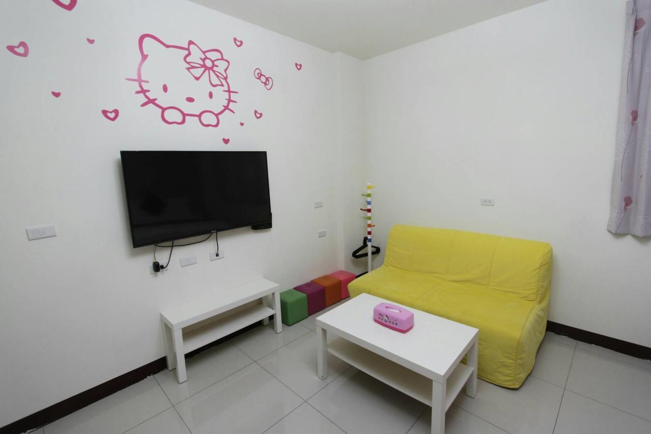 Vitality House Bed and Breakfast Luodong Exteriör bild