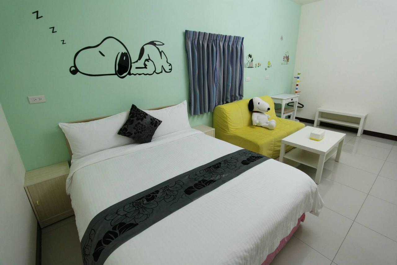 Vitality House Bed and Breakfast Luodong Exteriör bild