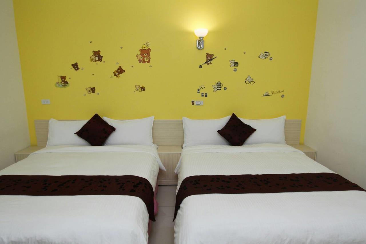 Vitality House Bed and Breakfast Luodong Exteriör bild