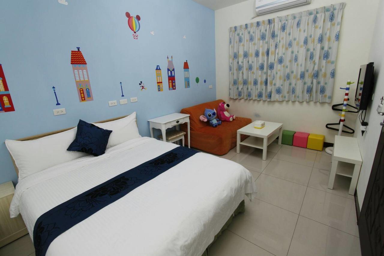 Vitality House Bed and Breakfast Luodong Exteriör bild